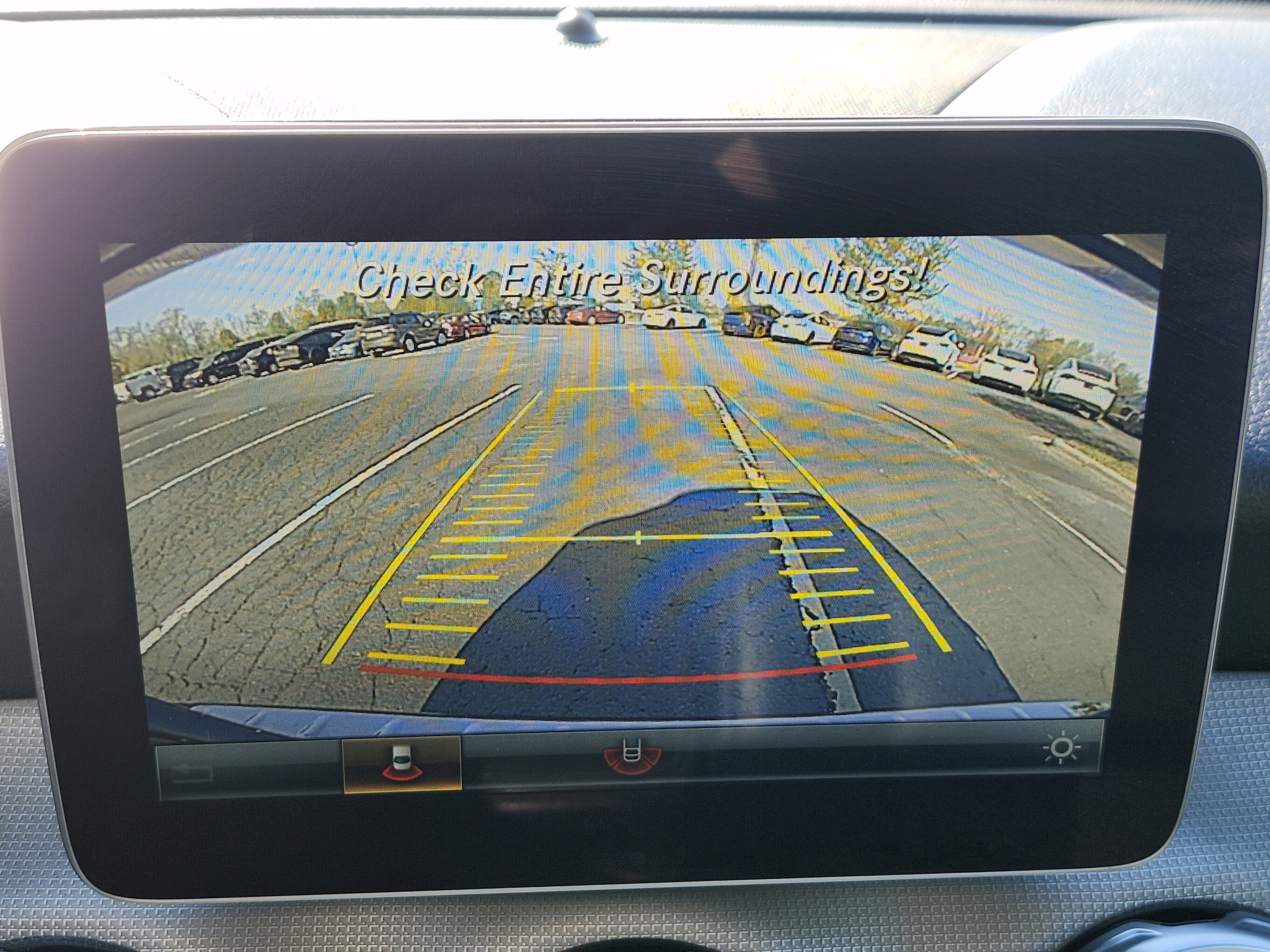 Used 2019 Mercedes-Benz GLA 250 4MATIC image 4