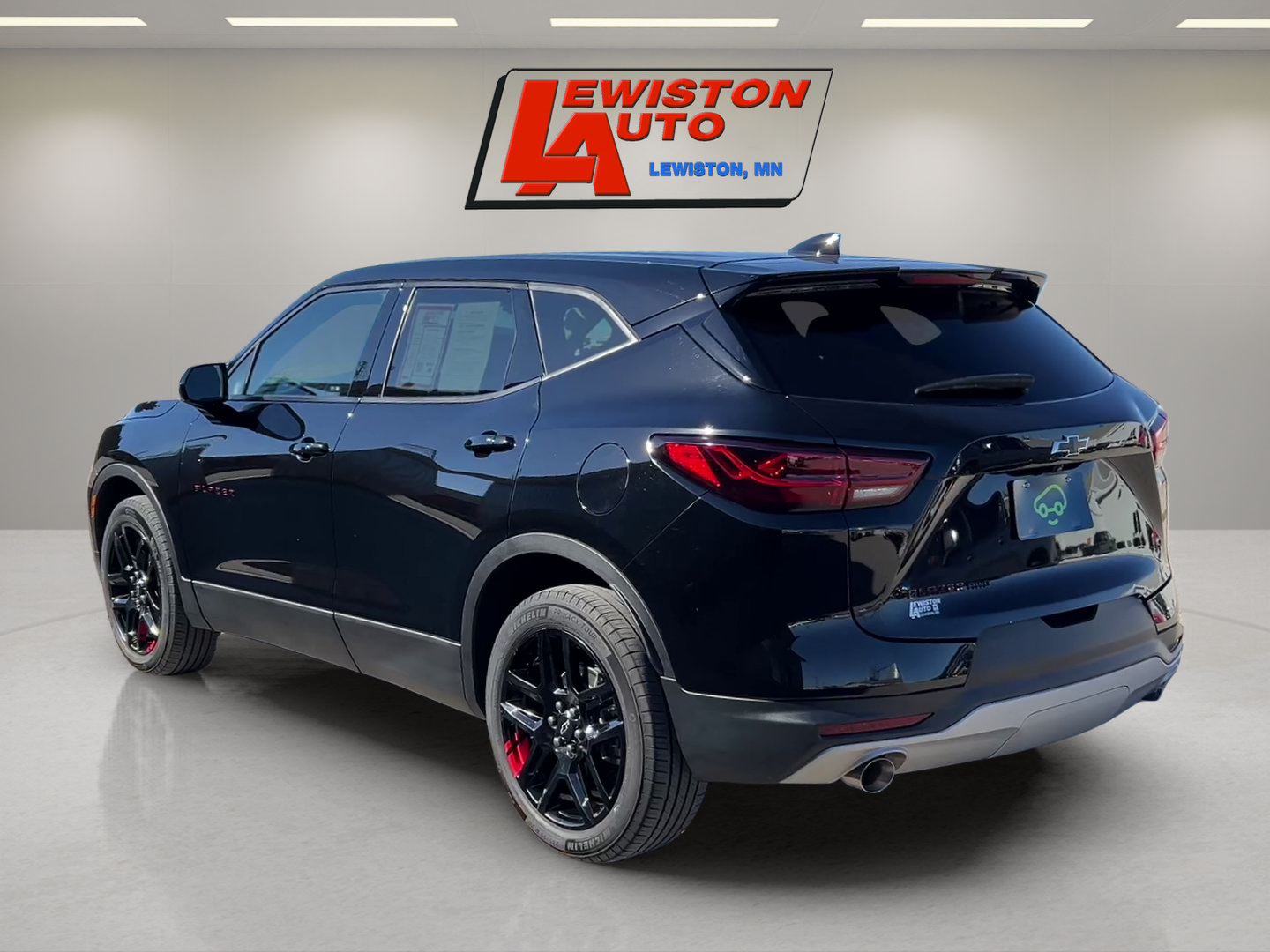 Used 2024 Chevrolet Blazer LT w/ Redline Edition AWD/4WD image 3