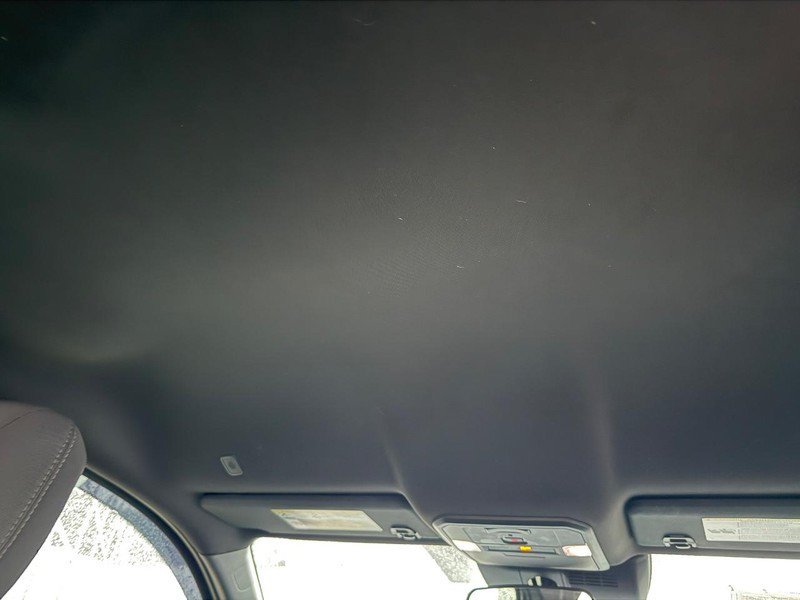 Used 2025 Toyota Tacoma SR AWD/4WD image 15