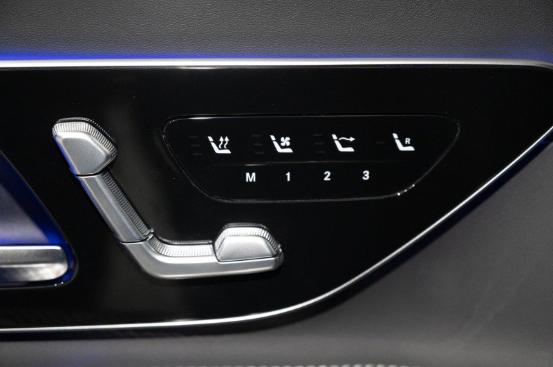 New 2026 Mercedes-Benz SL 63 AMG 4MATIC image 17