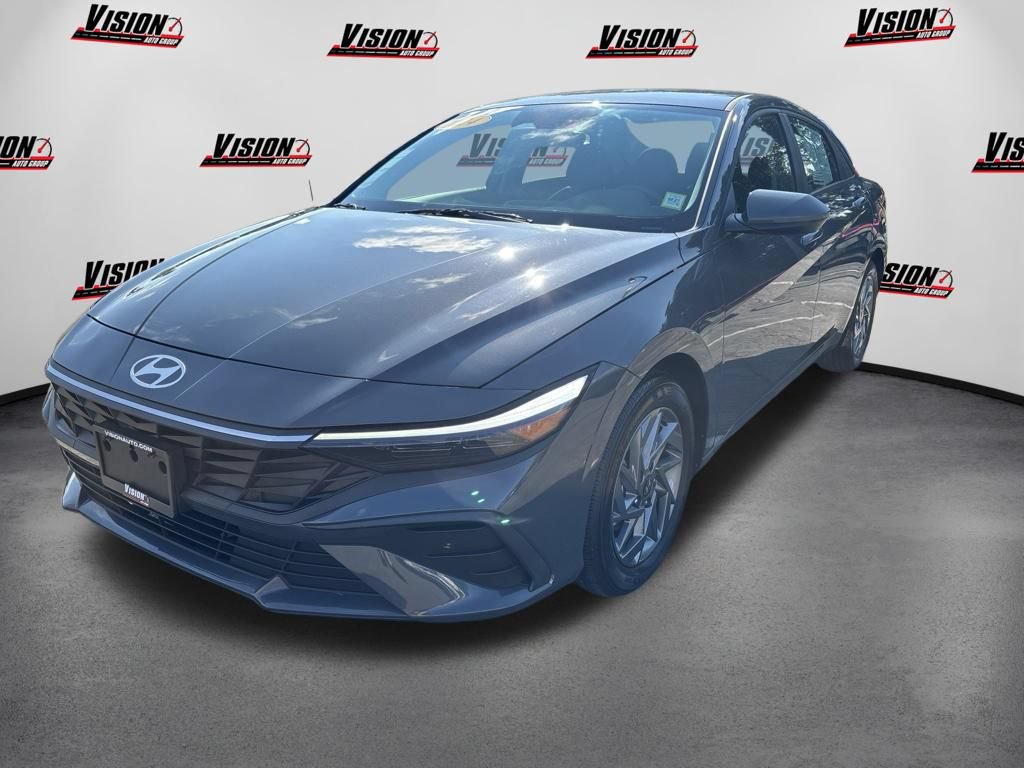 Certified 2024 Hyundai Elantra SEL FWD 360° Tour