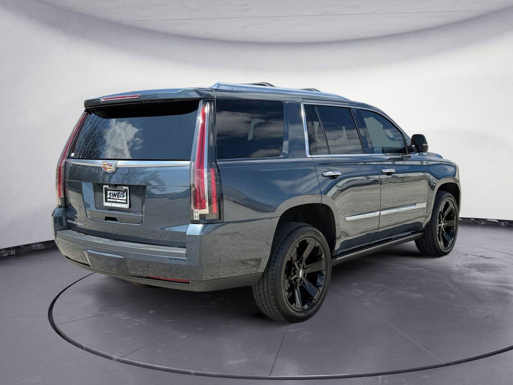 Used 2020 Cadillac Escalade Platinum AWD/4WD image 5