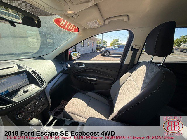 Used 2018 Ford Escape SE w/ SE Sync 3 Package AWD/4WD image 23