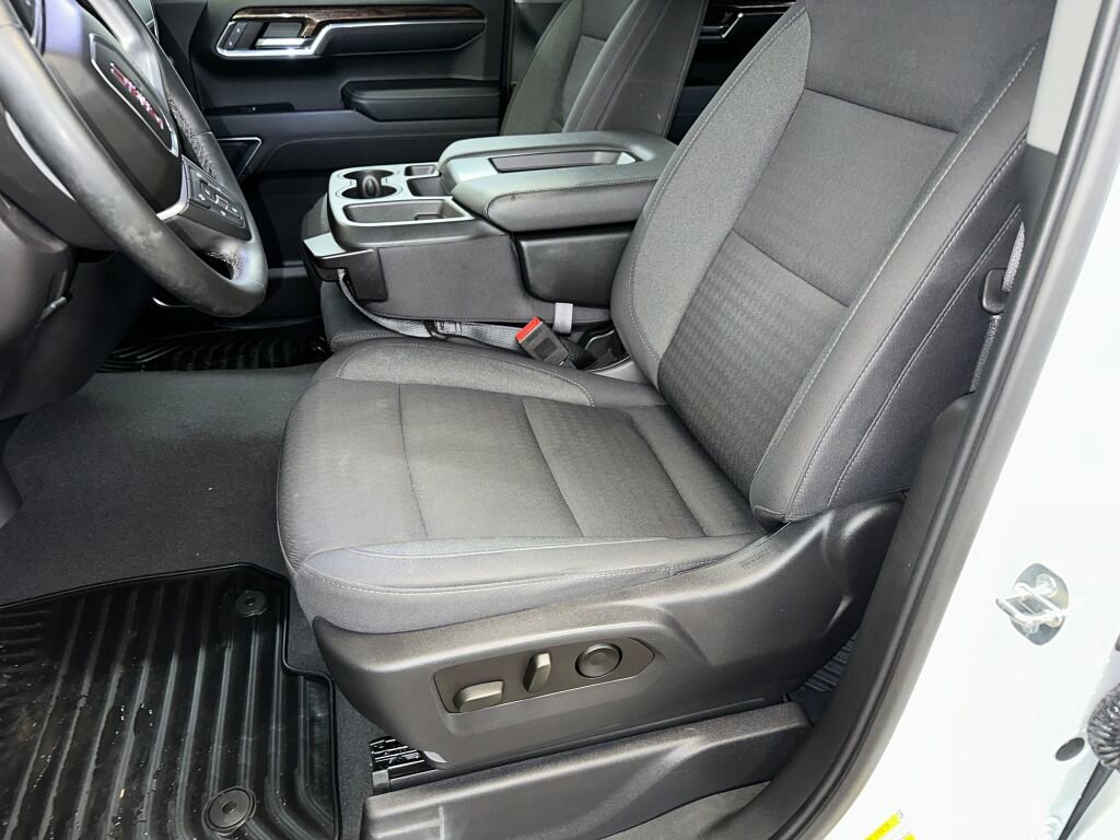 Used 2023 GMC Sierra 1500 Elevation image 5