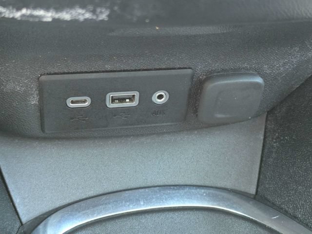 Used 2024 Chevrolet Malibu LT FWD image 17