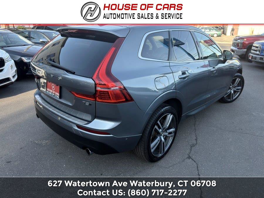 Used 2018 Volvo XC60 T5 Momentum w/ Vision Package image 5