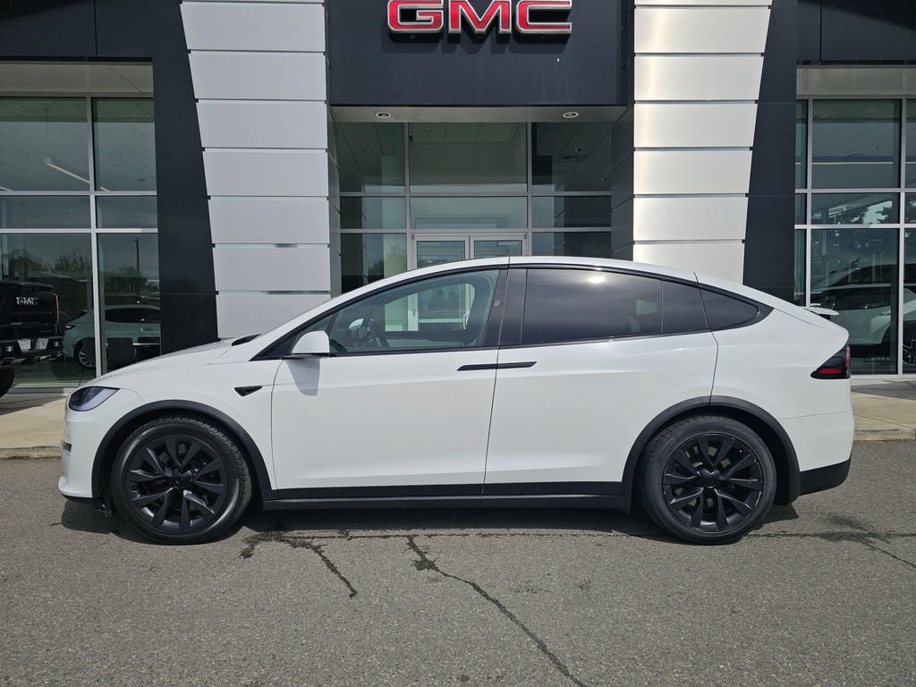 Used 2024 Tesla Model X AWD/4WD image 4