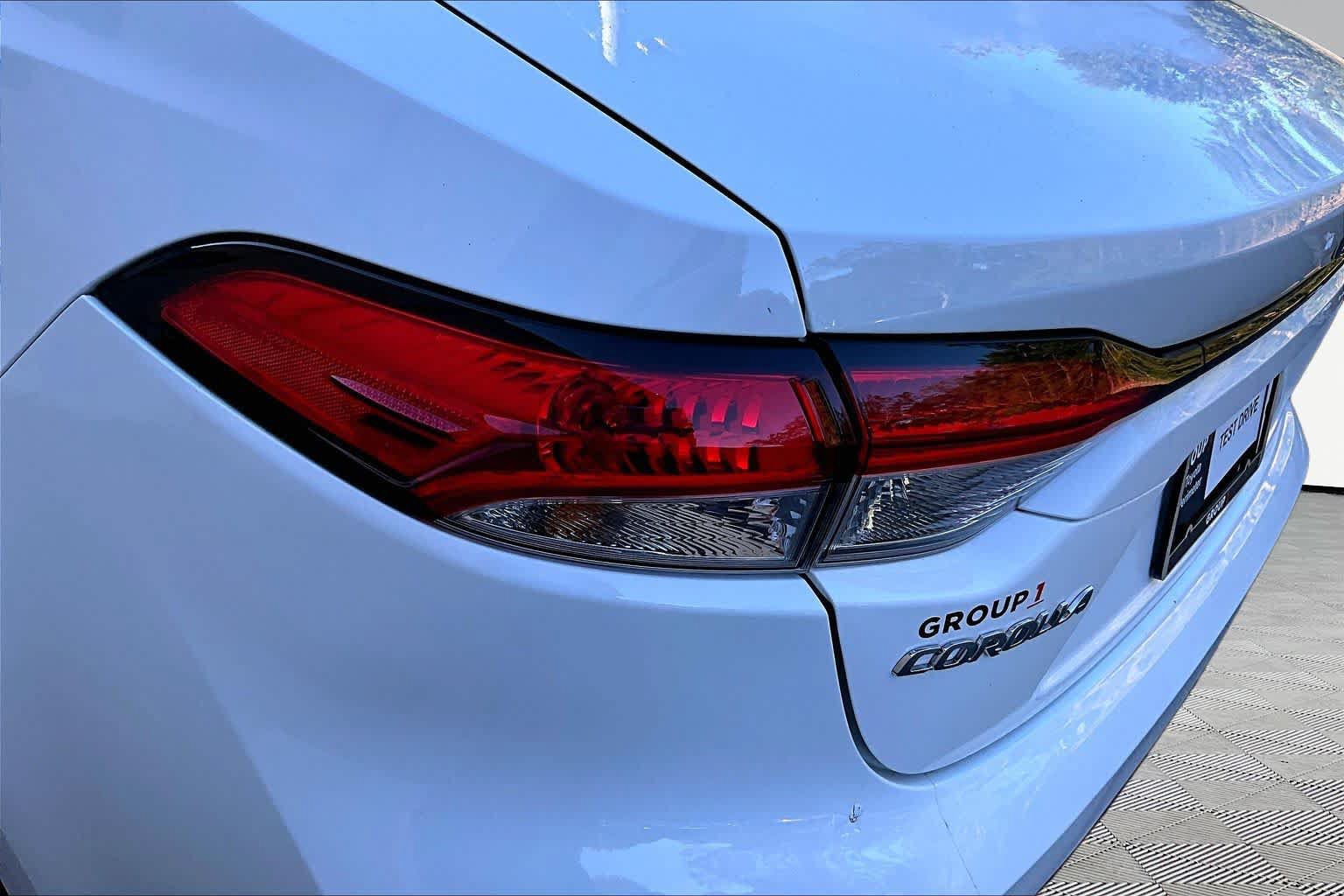 Used 2024 Toyota Corolla LE FWD image 29