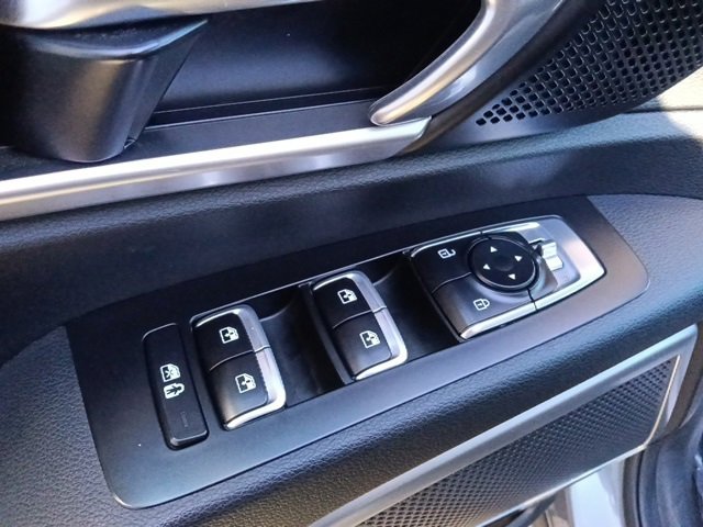 Used 2023 Kia Telluride LX image 12