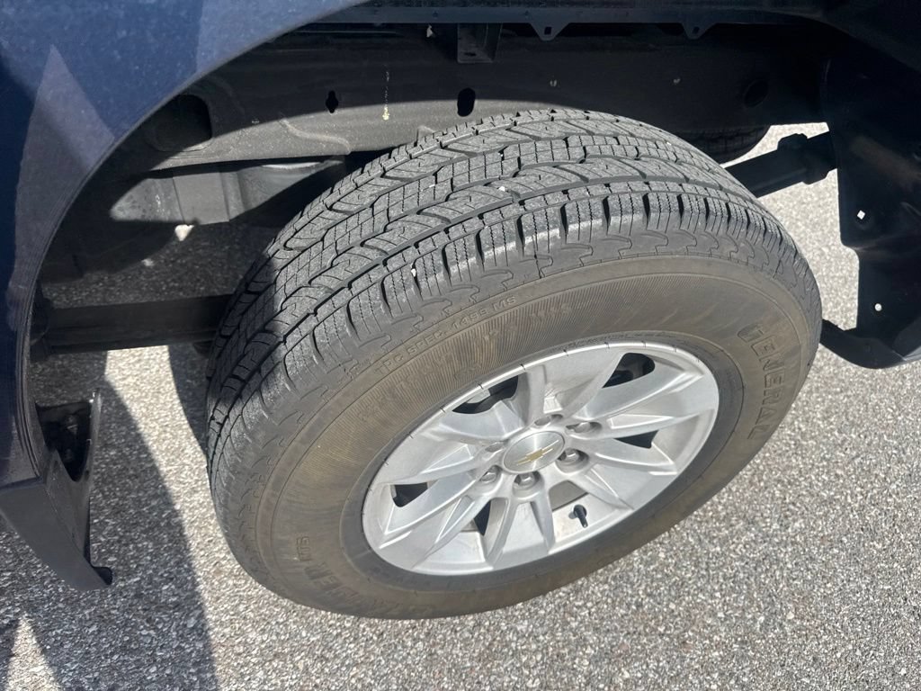 Used 2023 Chevrolet Silverado 1500 LT RWD image 9