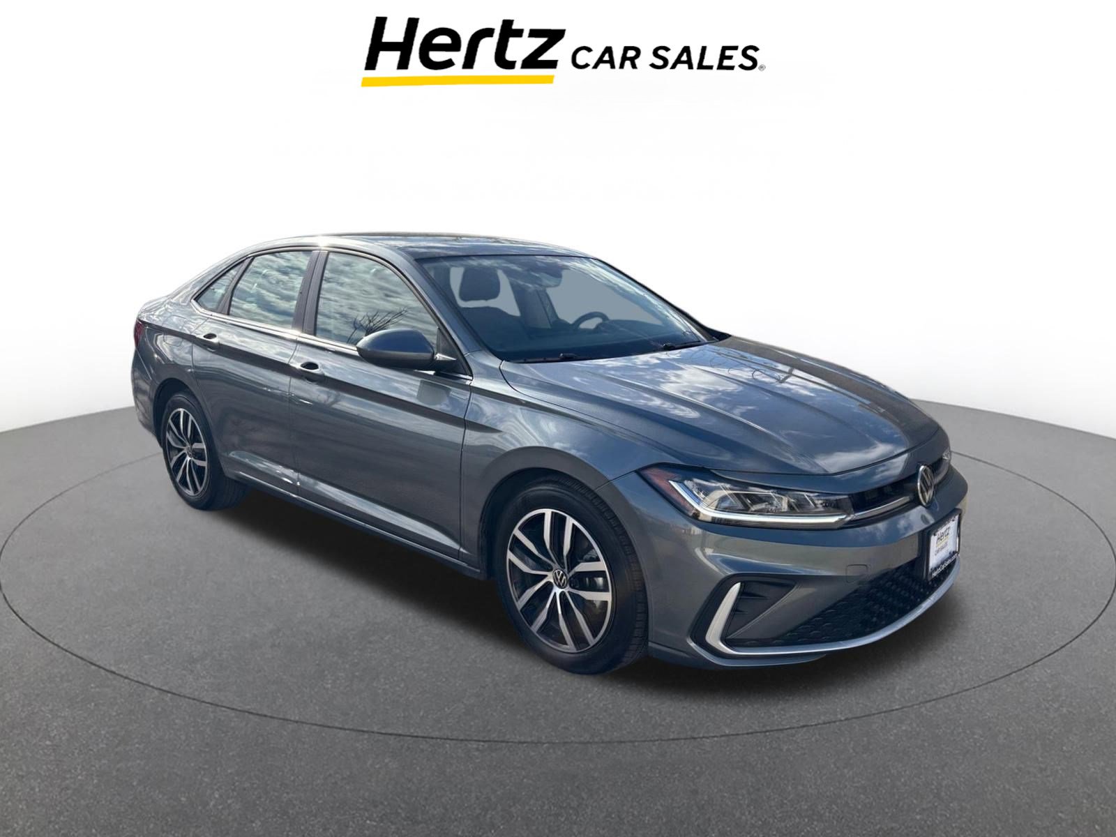 Used 2025 Volkswagen Jetta SE video 1