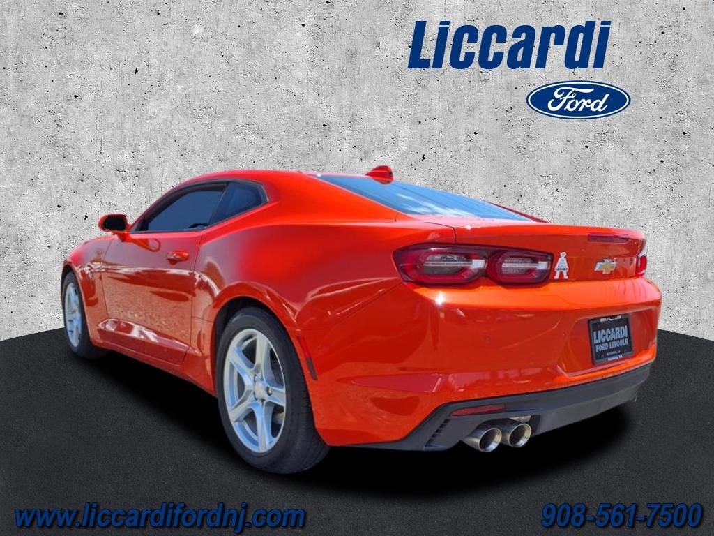 Used 2021 Chevrolet Camaro LT image 4