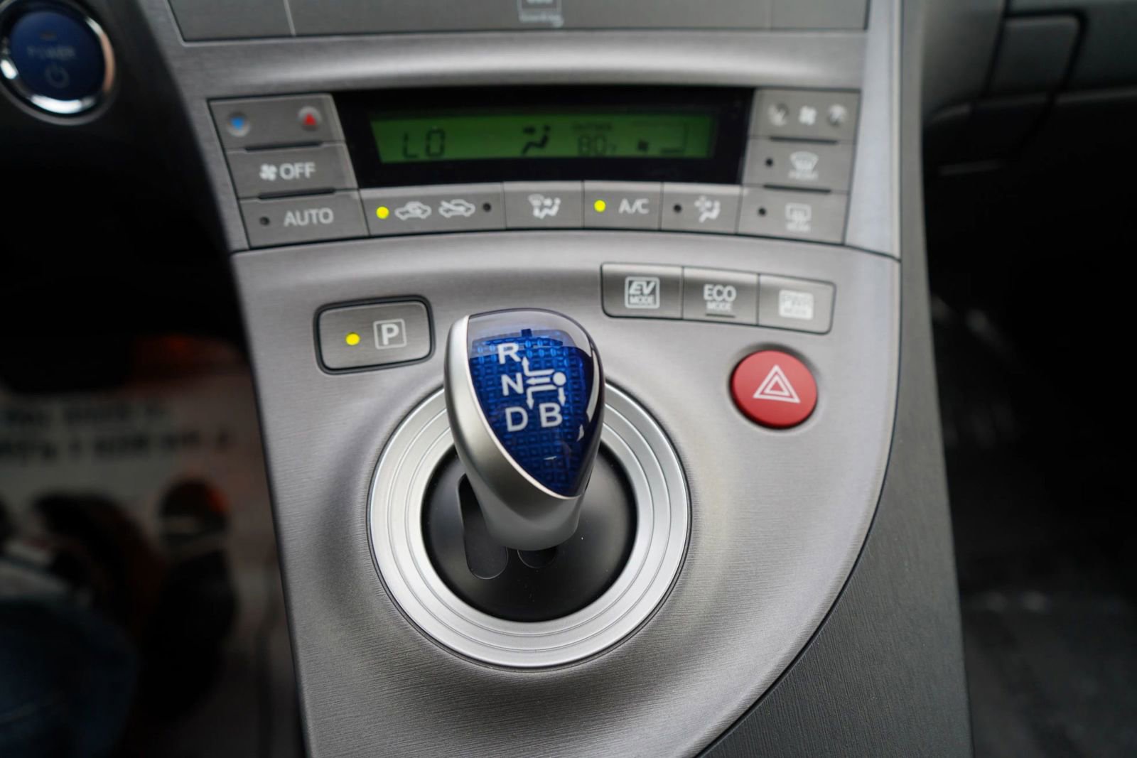 Used 2015 Toyota Prius Four image 13