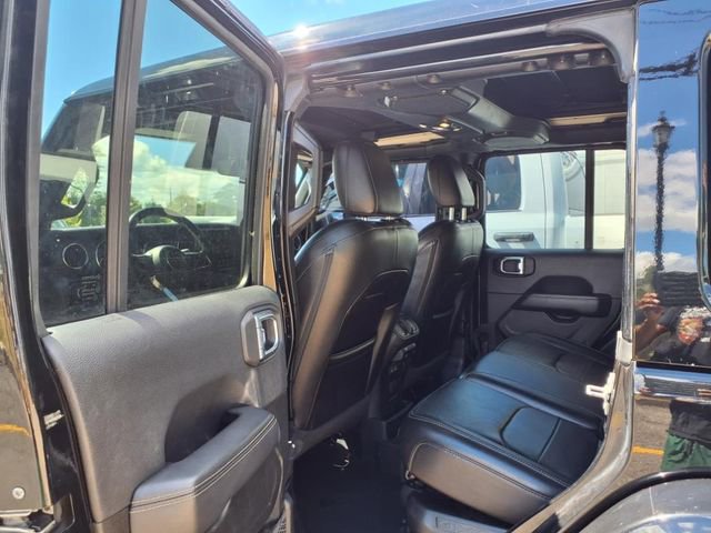 Certified 2022 Jeep Wrangler Unlimited Sahara w/ Cold Weather Group image 24