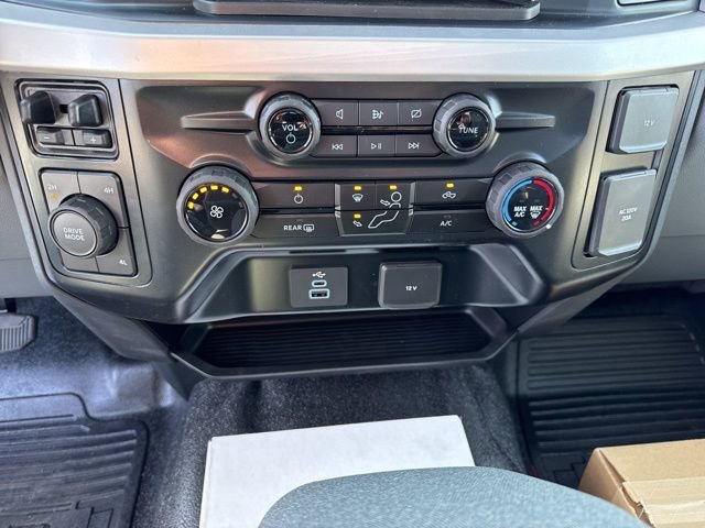 Used 2024 Ford F550 4x4 Regular Cab Super Duty w/ XLT Value Package image 22