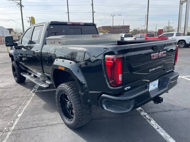 Used 2023 GMC Sierra 3500 Denali image 6