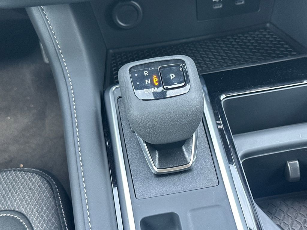 New 2026 Nissan Pathfinder SV image 24