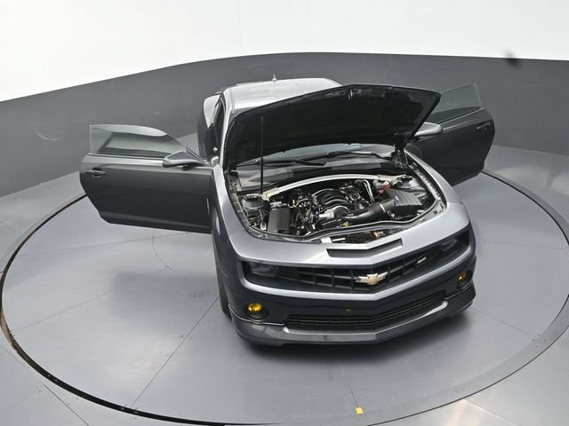 Used 2013 Chevrolet Camaro SS RWD image 37