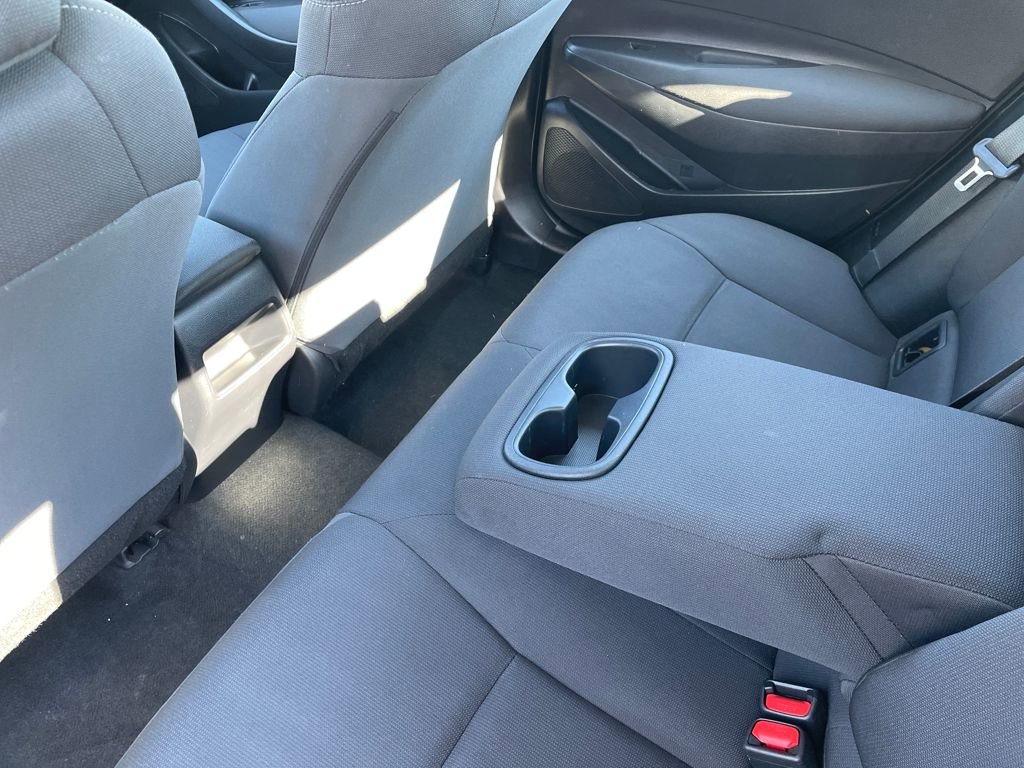 Used 2022 Toyota Corolla LE image 31