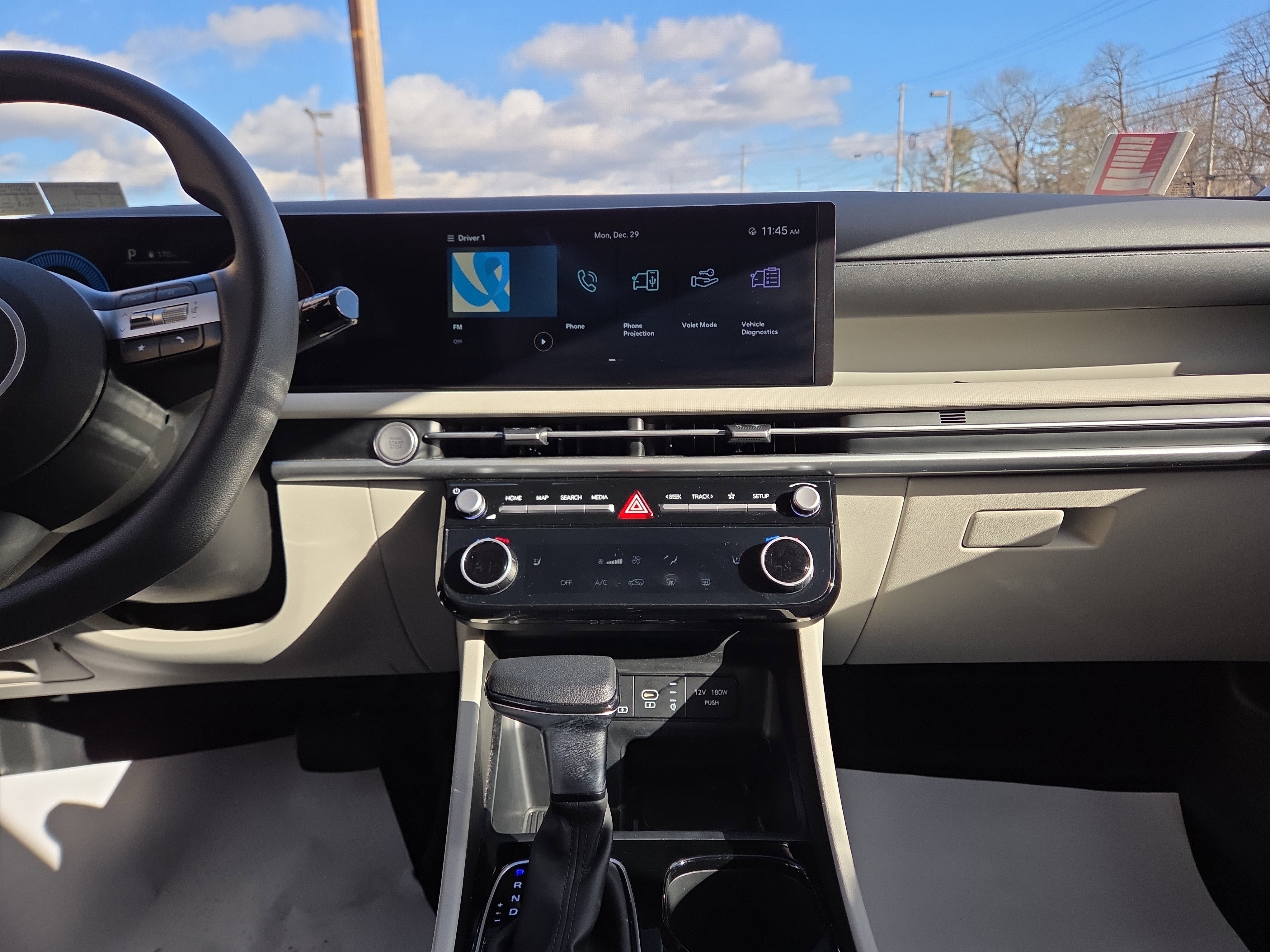 Certified 2025 Hyundai Tucson SEL image 24