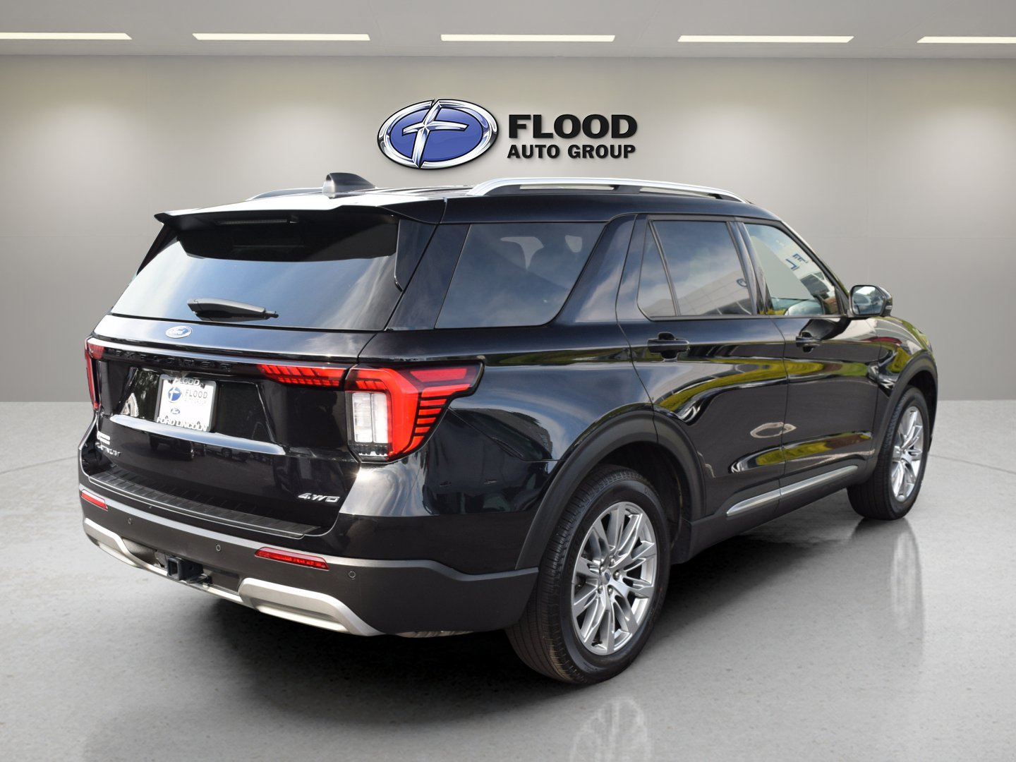 Used 2026 Ford Explorer Platinum AWD/4WD image 4