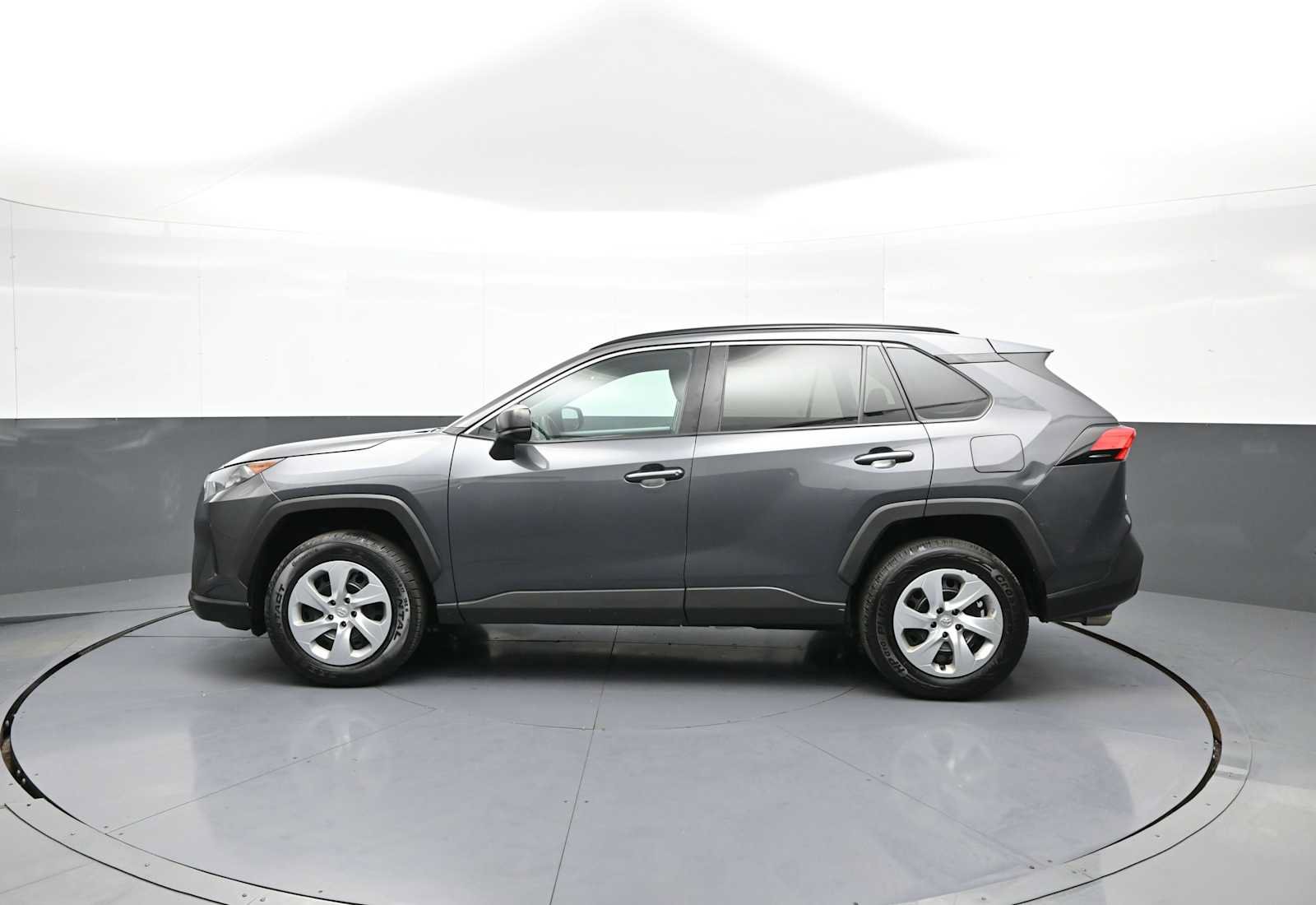 Used 2020 Toyota RAV4 LE w/ All Weather Liner Package AWD/4WD image 9