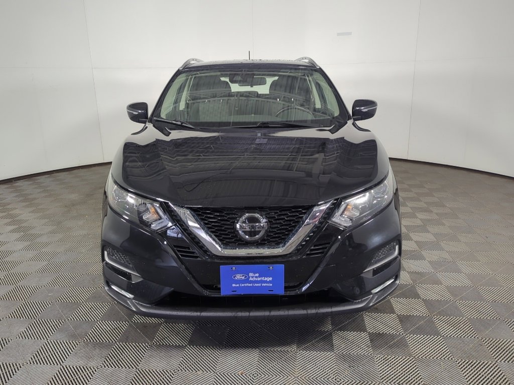 Used 2022 Nissan Rogue Sport SV image 3