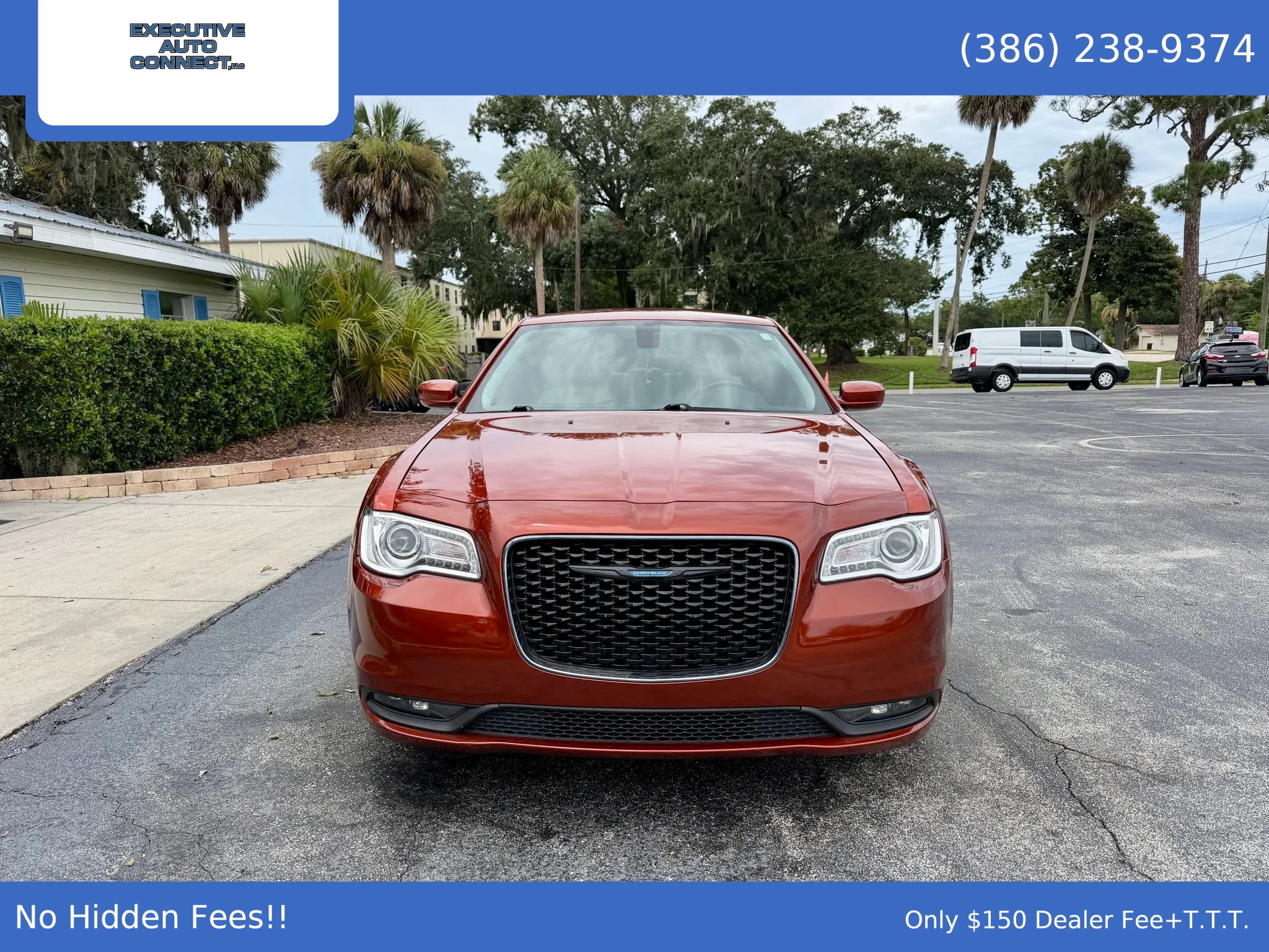 Used 2021 Chrysler 300 Touring w/ Driver Convenience Group RWD image 2