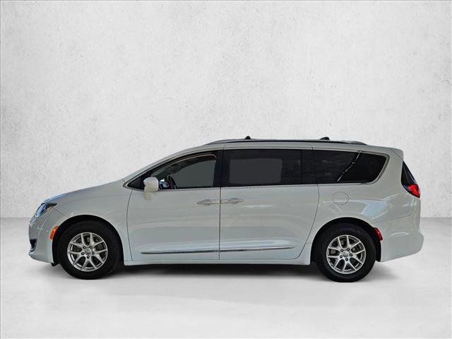 Used 2020 Chrysler Pacifica Touring-L image 8