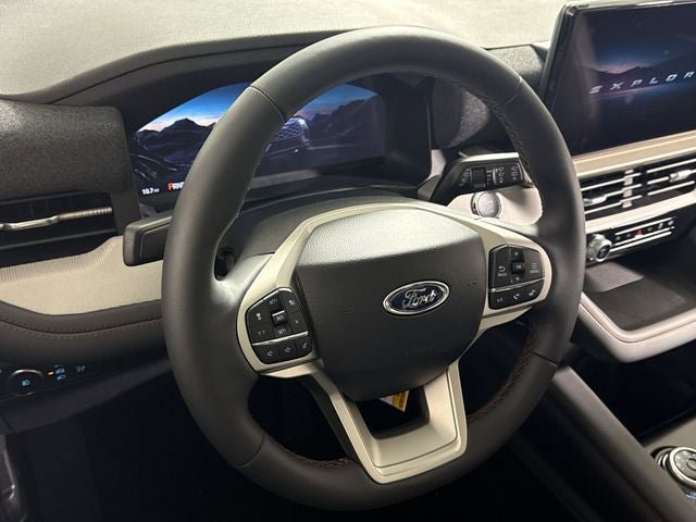 New 2026 Ford Explorer Active w/ Active Comfort Package AWD/4WD image 23
