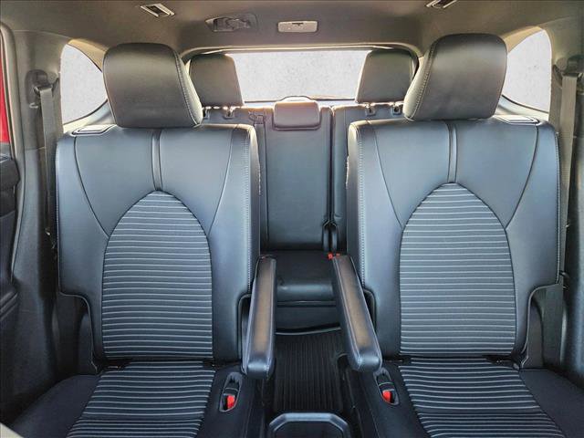 Used 2021 Toyota Highlander XSE image 23
