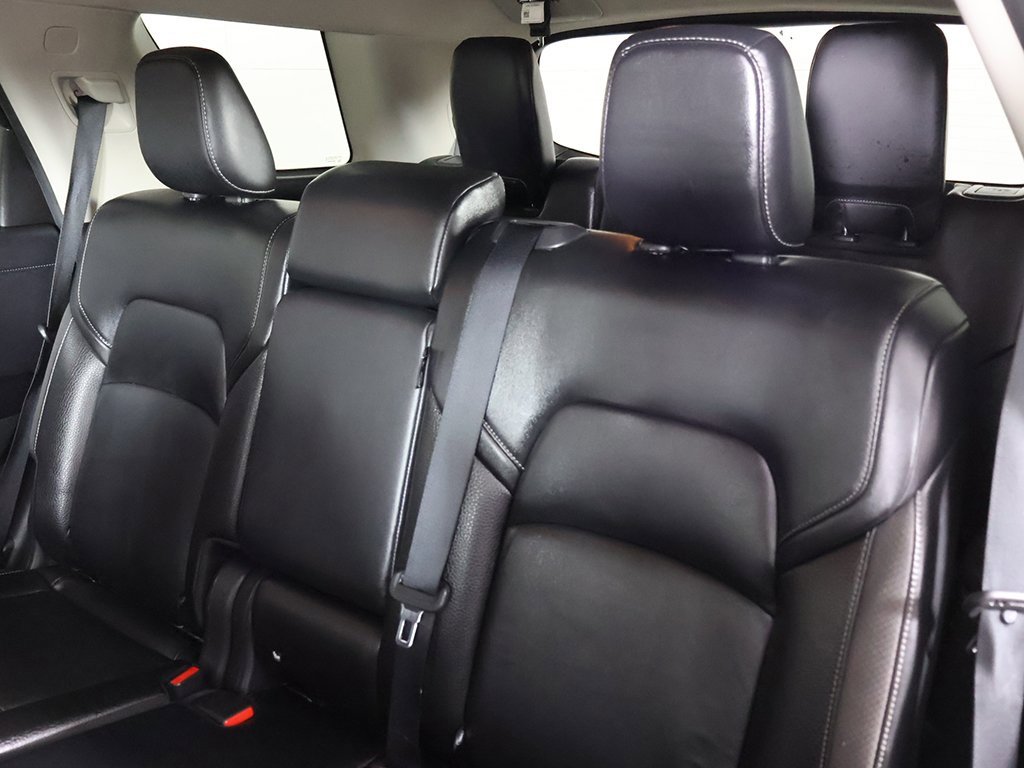 Used 2023 Nissan Pathfinder SL image 32