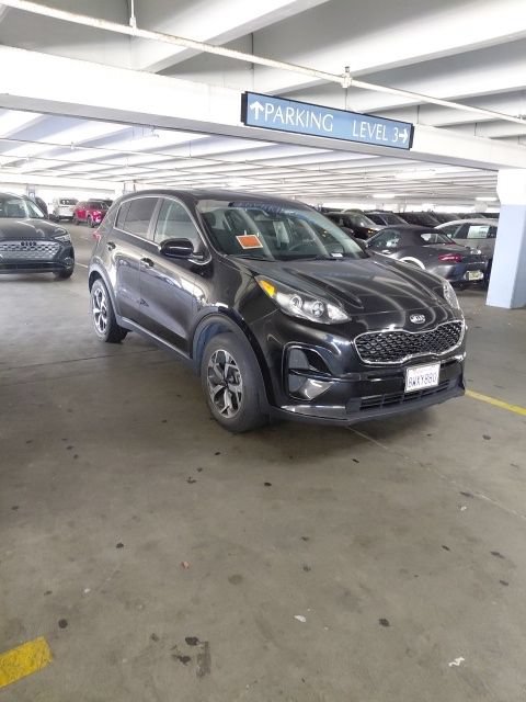 Used 2022 Kia Sportage LX FWD image 2
