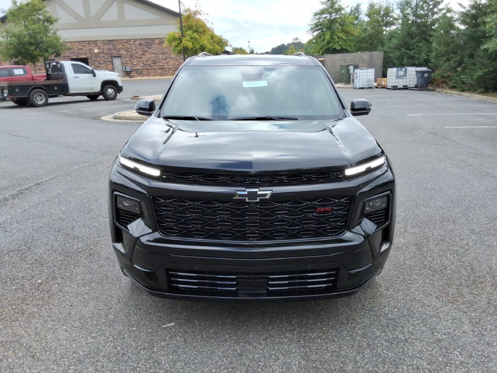 New 2027 Chevrolet Traverse RS FWD image 2