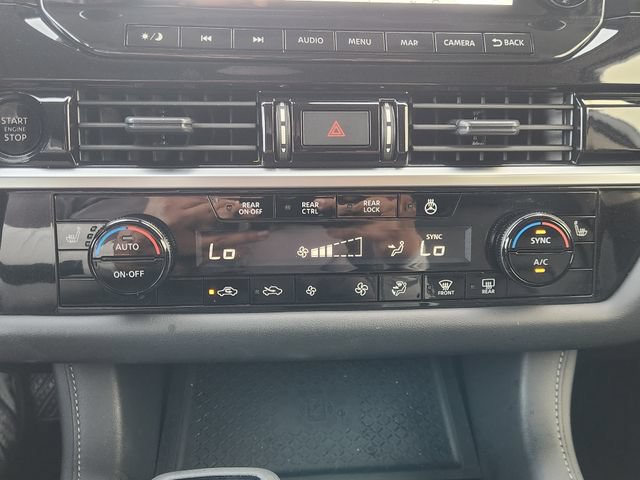 Used 2025 Nissan Pathfinder SL FWD image 22