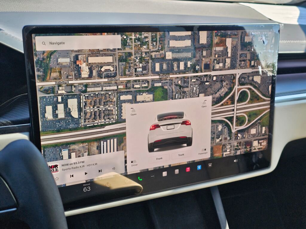 Used 2023 Tesla Model X Plaid AWD/4WD image 33