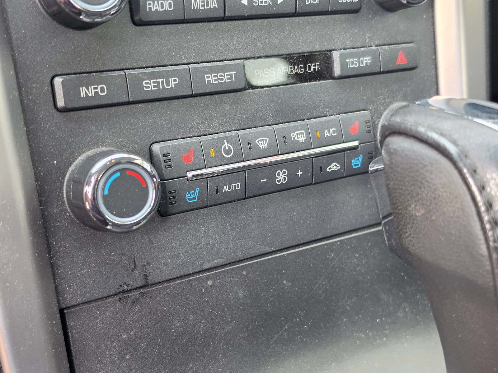 Used 2012 Lincoln MKZ FWD image 16