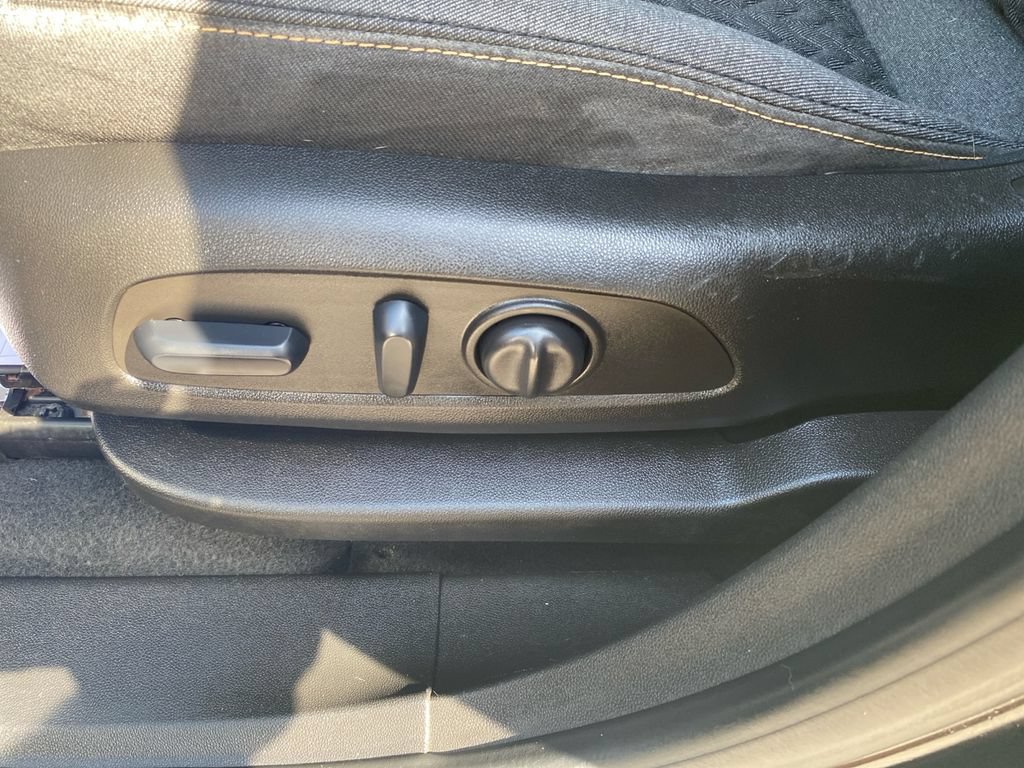 Certified 2022 Chevrolet Equinox LT AWD/4WD image 21
