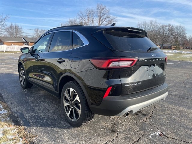 Used 2024 Ford Escape Platinum image 2