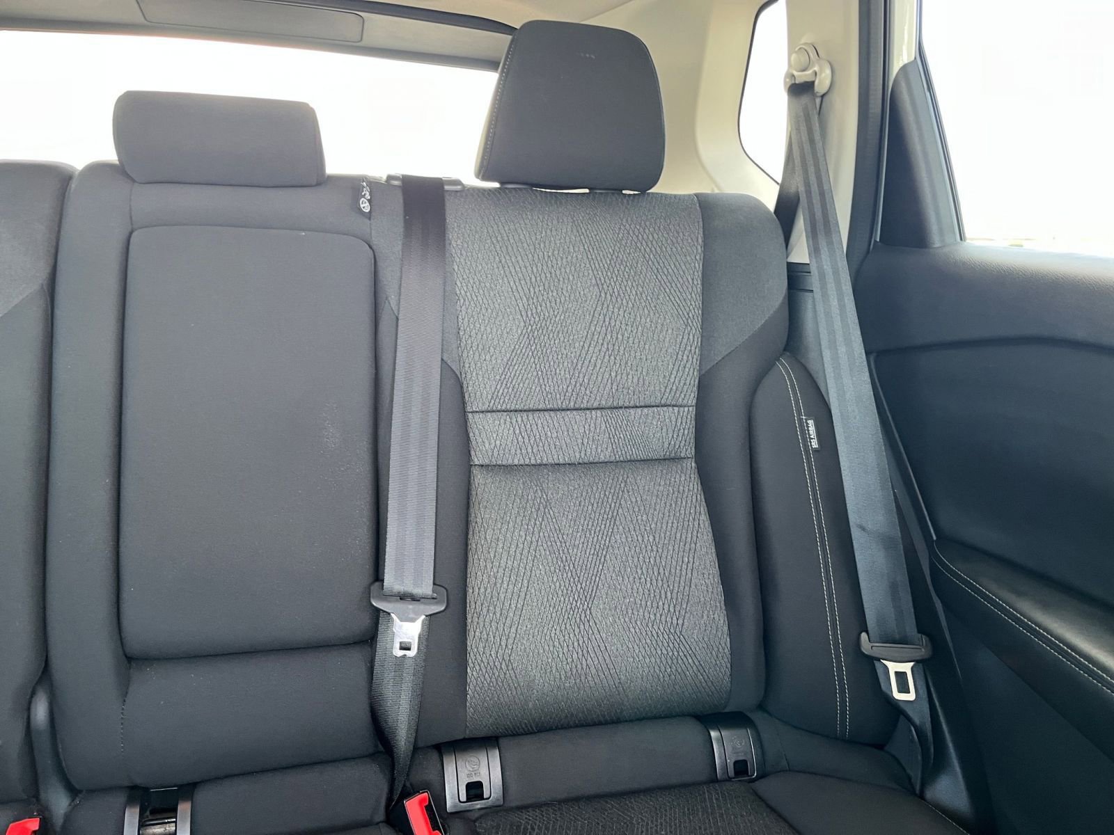 Used 2025 Nissan Rogue SV image 39