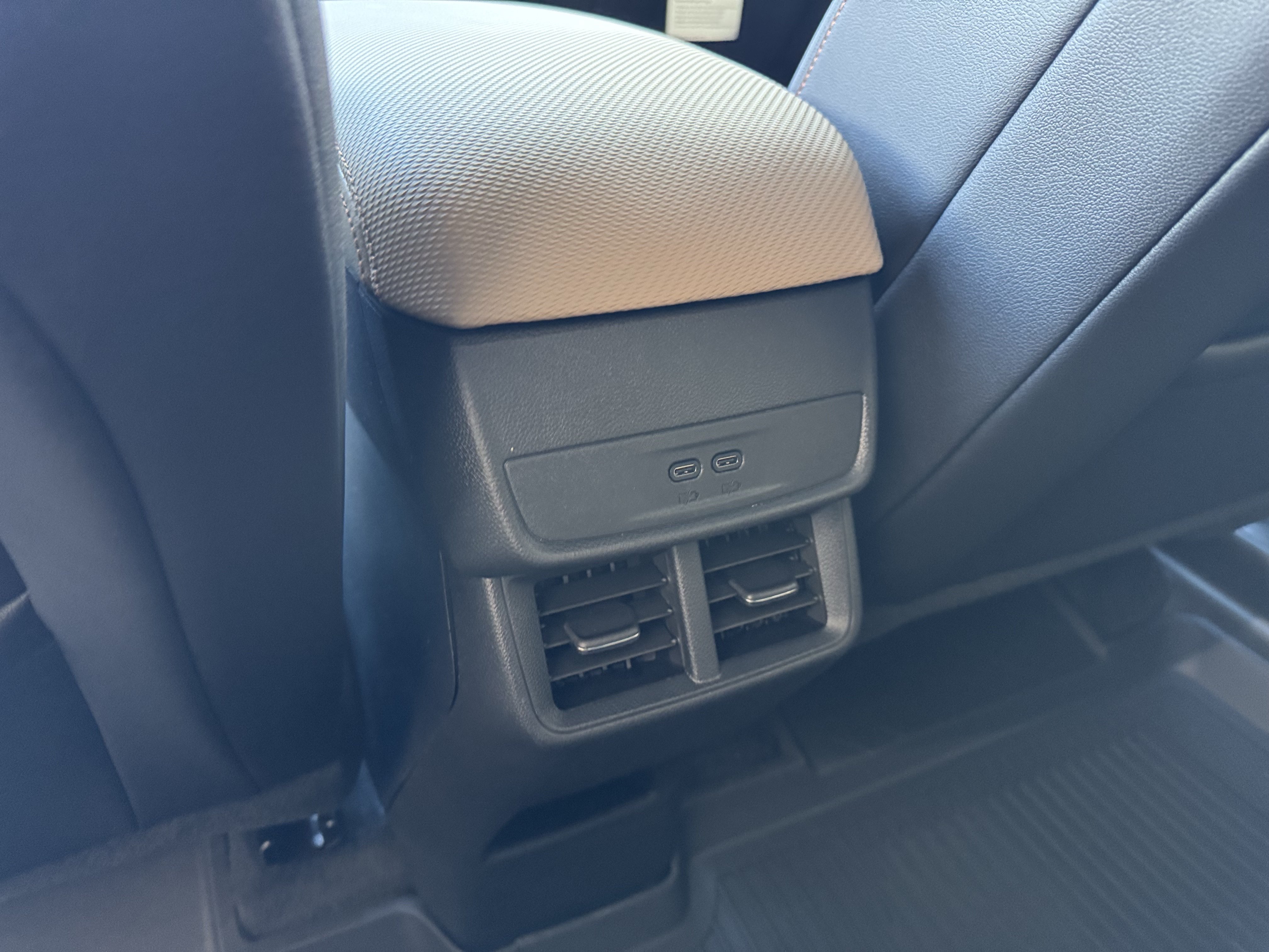 New 2026 Chevrolet Equinox ACTIV w/ Safety and Technology Package FWD image 17
