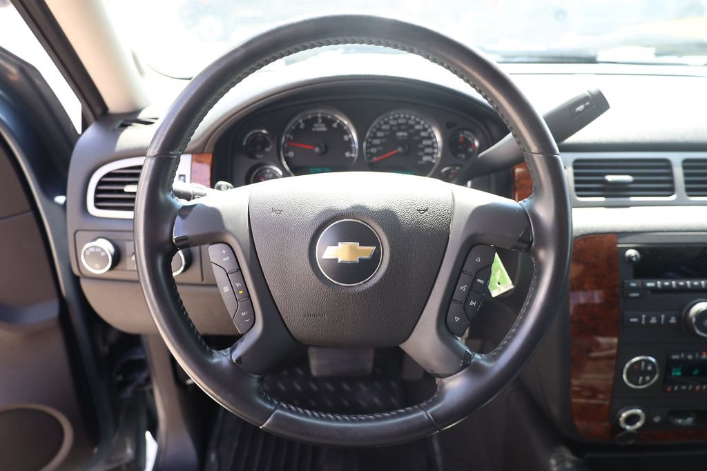 Used 2007 Chevrolet Silverado 1500 LTZ w/ Suspension Package, Off-Road" AWD/4WD image 13