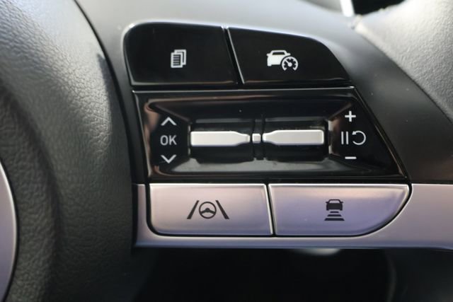 Used 2024 Hyundai Tucson Limited AWD/4WD image 12