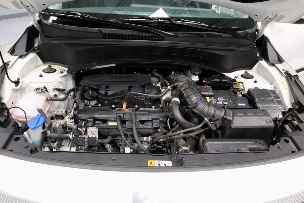 Used 2025 Kia Seltos SX w/ SX Sunroof Package AWD/4WD image 15