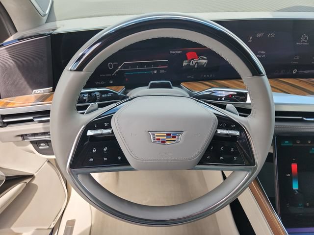 Used 2025 Cadillac Escalade ESV Sport Platinum AWD/4WD image 13