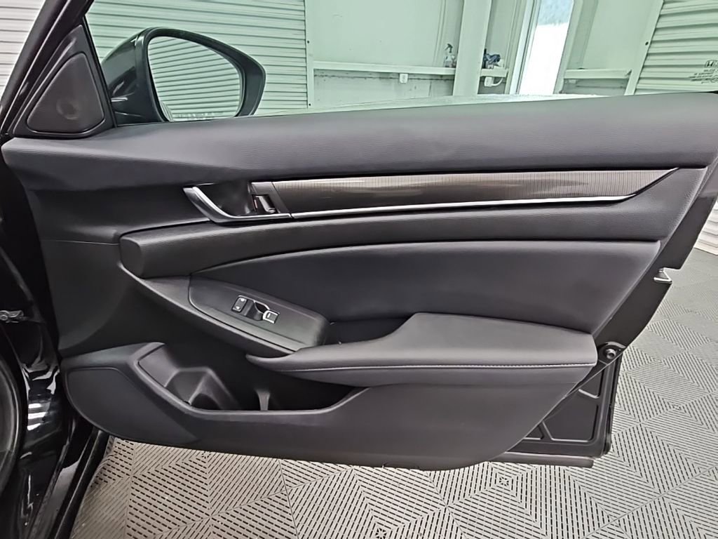 Used 2022 Honda Accord Sport image 39