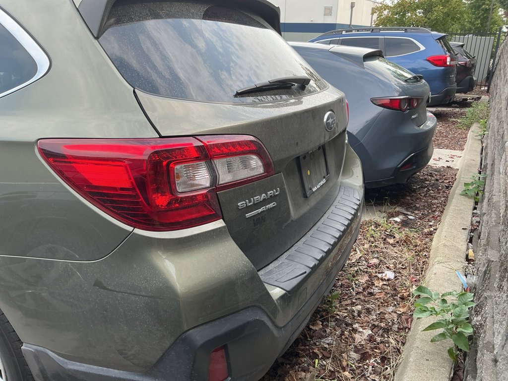 Used 2019 Subaru Outback 2.5i Premium AWD/4WD image 6