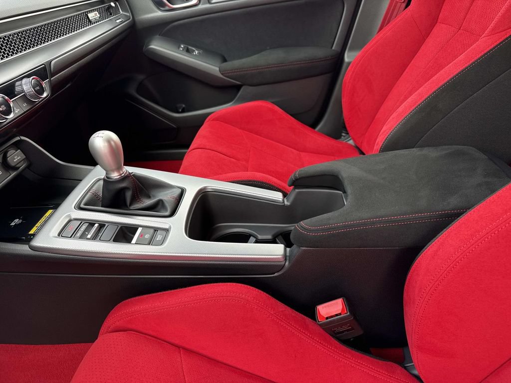 Used 2023 Honda Civic Type R image 15