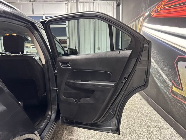 Used 2017 Chevrolet Equinox LT w/ Convenience Package FWD image 22