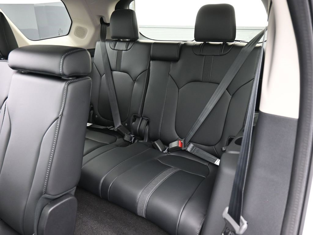 New 2025 Honda Pilot Touring image 37